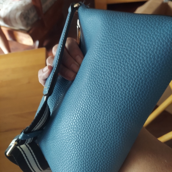 MARC JACOBS Crossbody Bag & Pouch - Picture 16 of 16